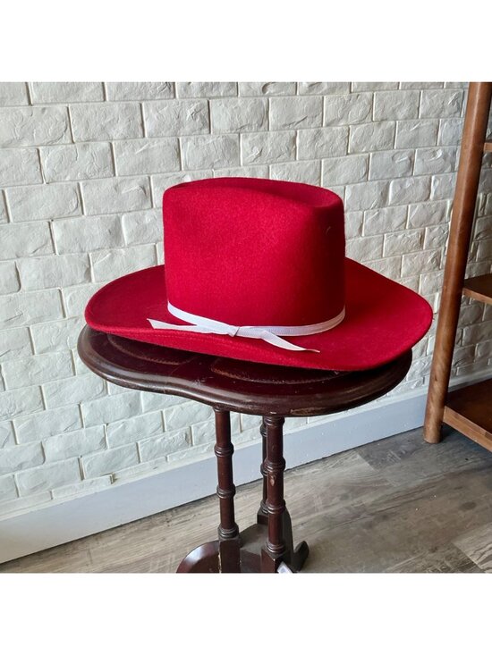 Vintage Rockmount Ranch Wear Women\'s Red Felt Cowgirl Hat \